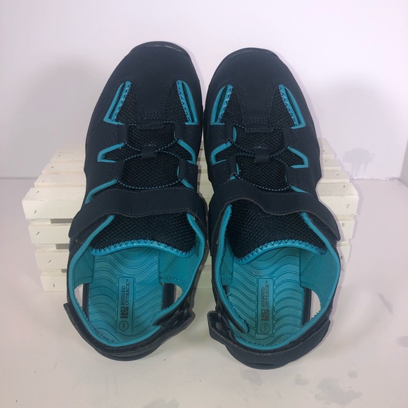 Size 6 Rugged Outback sandals - Picture 3 of 5